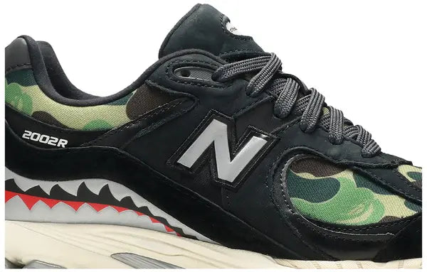BAPE X NEW BALANCE 2002R ‘CAMO’ DRESSES THE RETRO RUNNER US MEN SIZE 9