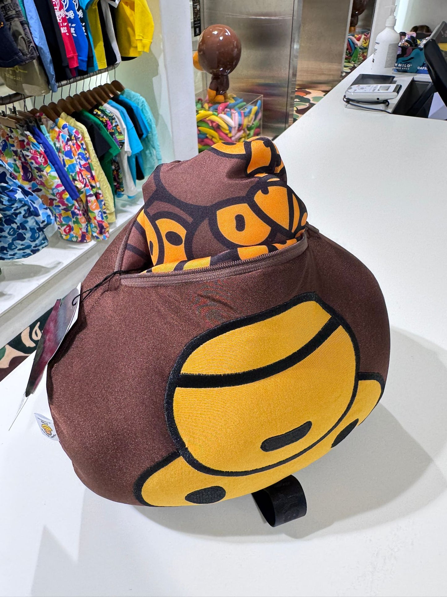 BABY MILO NECK CONVERTIBLE PILLOW BAG BROWN
