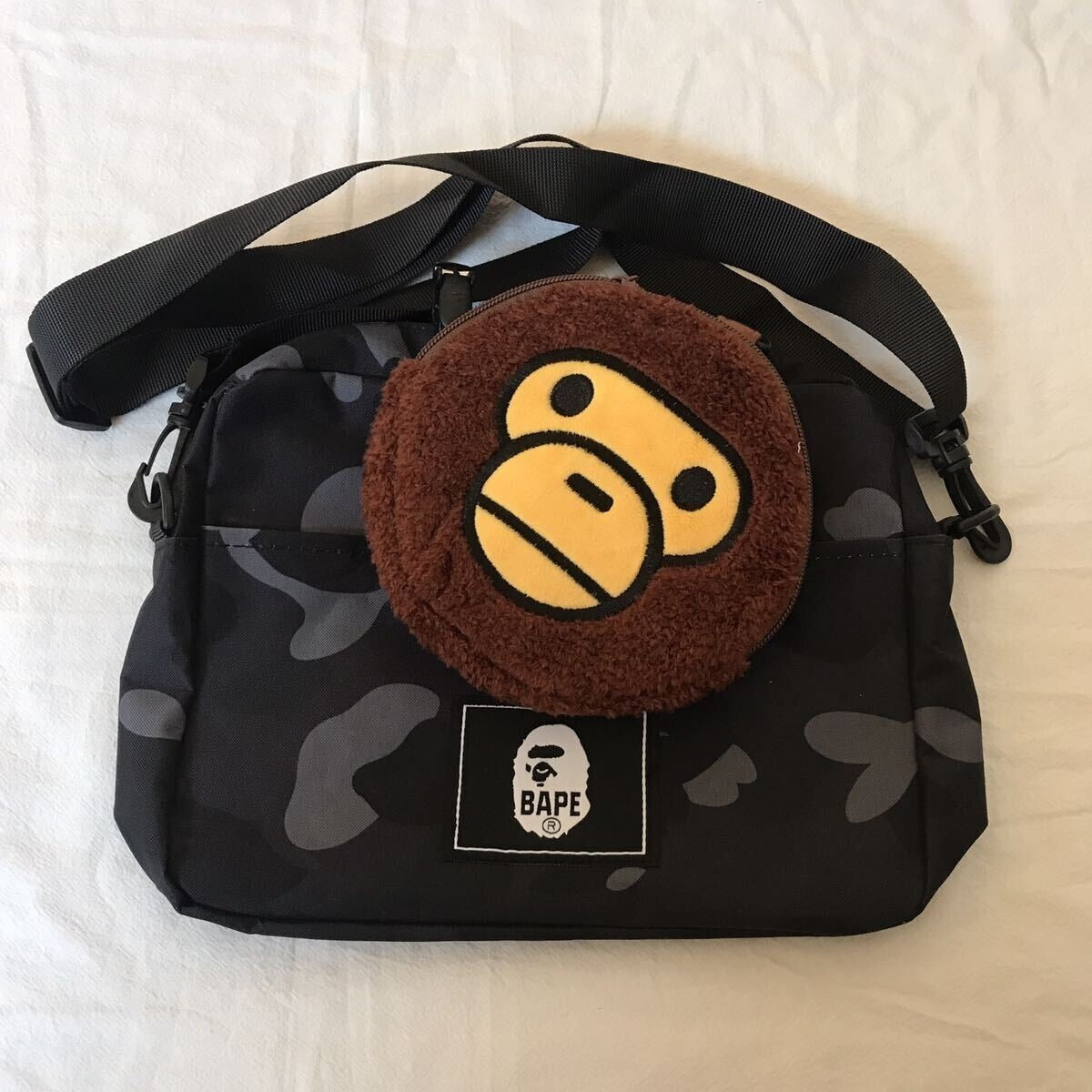 BAPE KIDS CAMO SHOULDER BAG & MILO POCHETTE SET (CAMOUFLAGE PATTERN, BLACK/GRAY AND BROWN COLORS, MULTI-USE BAG SET)