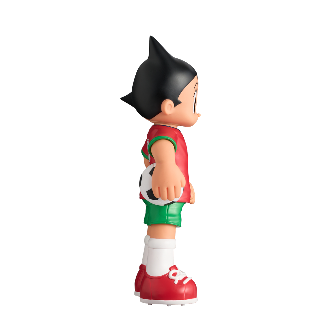ASTRO BOY FOOTBALL PLAYER FIGURE 31CM - PRESTIGE (KIT P)