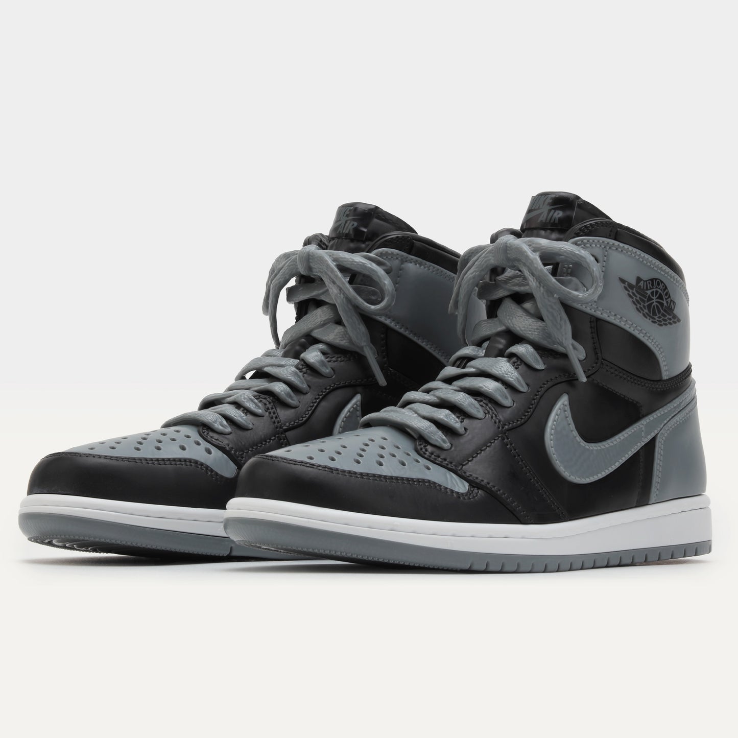 NIKE AIR JORDAN 1 HIGH 85 SHADOW × REVERSE SHADOW MODEL KIT [PRE ORDER]
